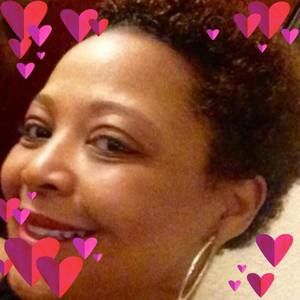 Meet your Posher, Yolanda